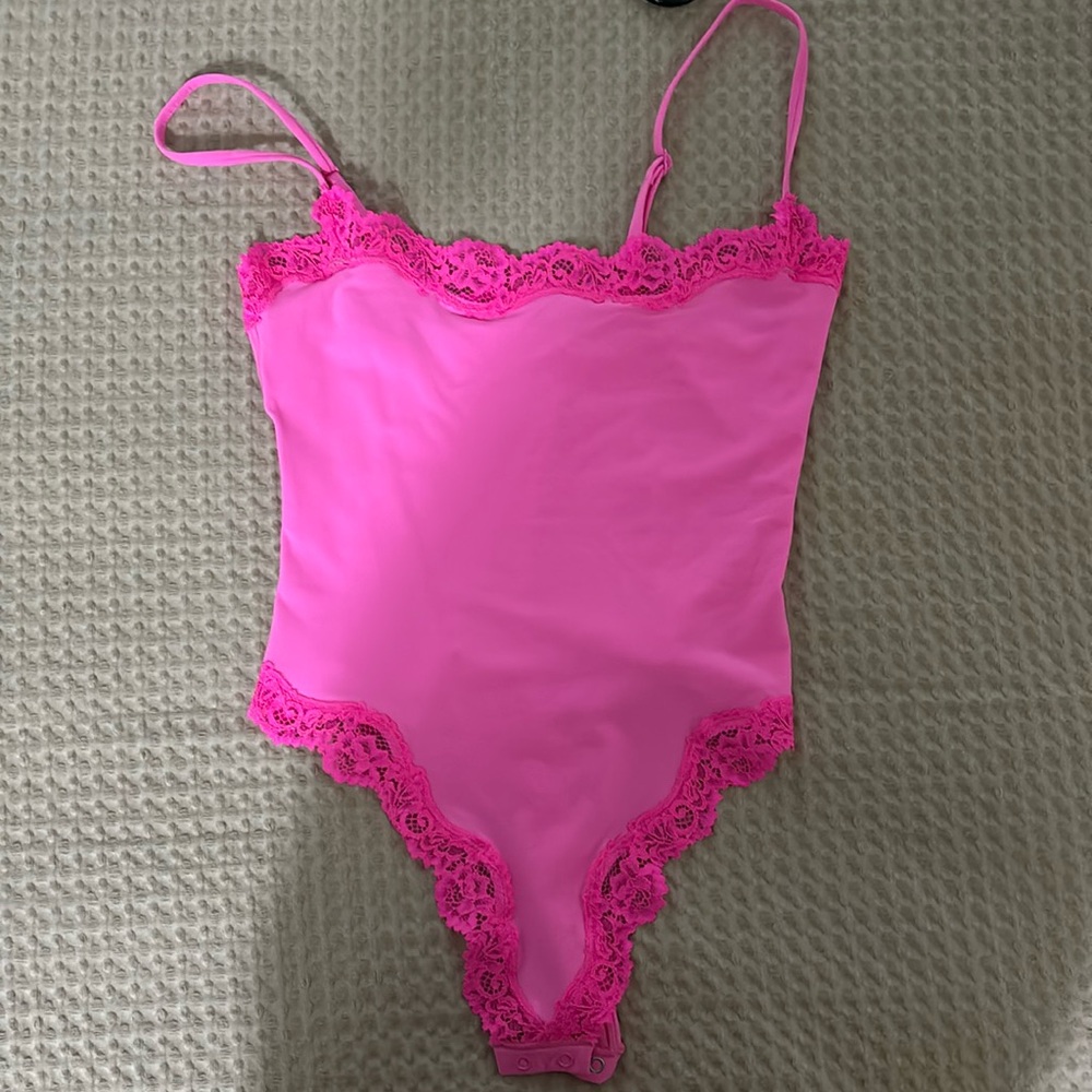 Xs skims body suit